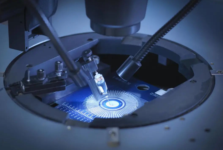 光刻機(jī)和蝕刻機(jī)有什么區(qū)別 光刻機(jī)和蝕刻機(jī)有什么區(qū)別